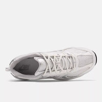 Nb white 530