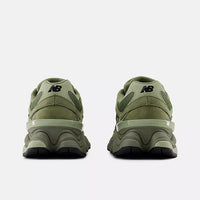 Dark olivine 9060