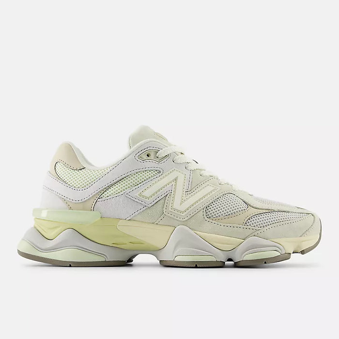 Mineral 9060