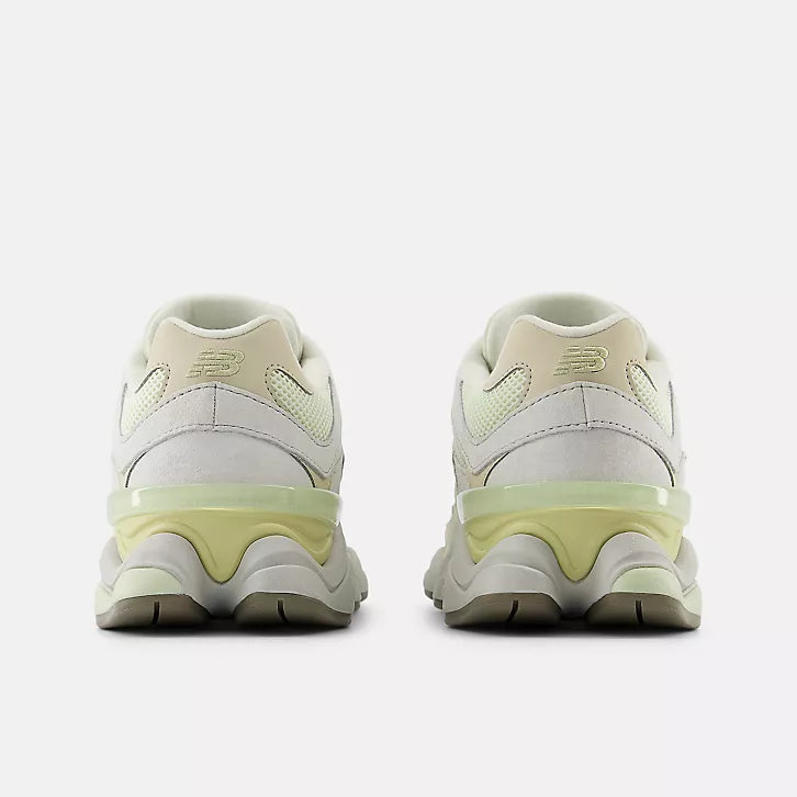 Mineral 9060