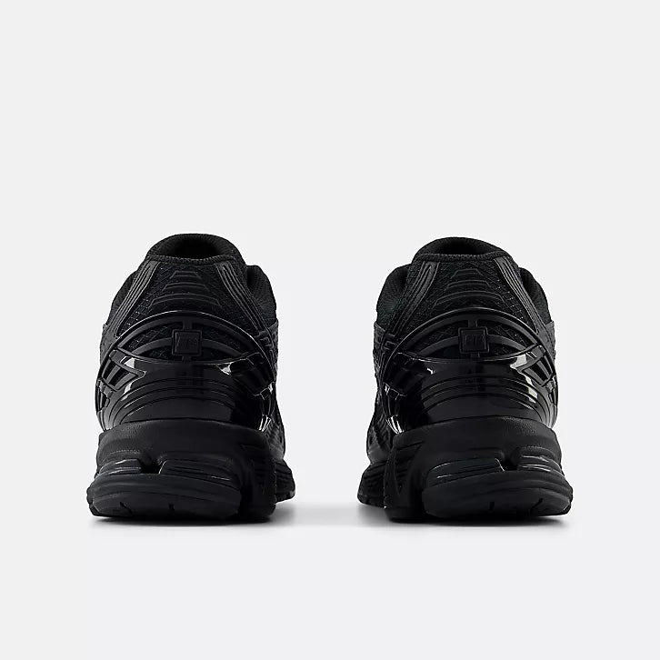 Black 1906