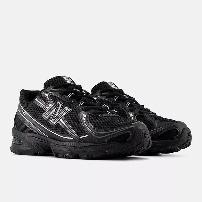 Black 740