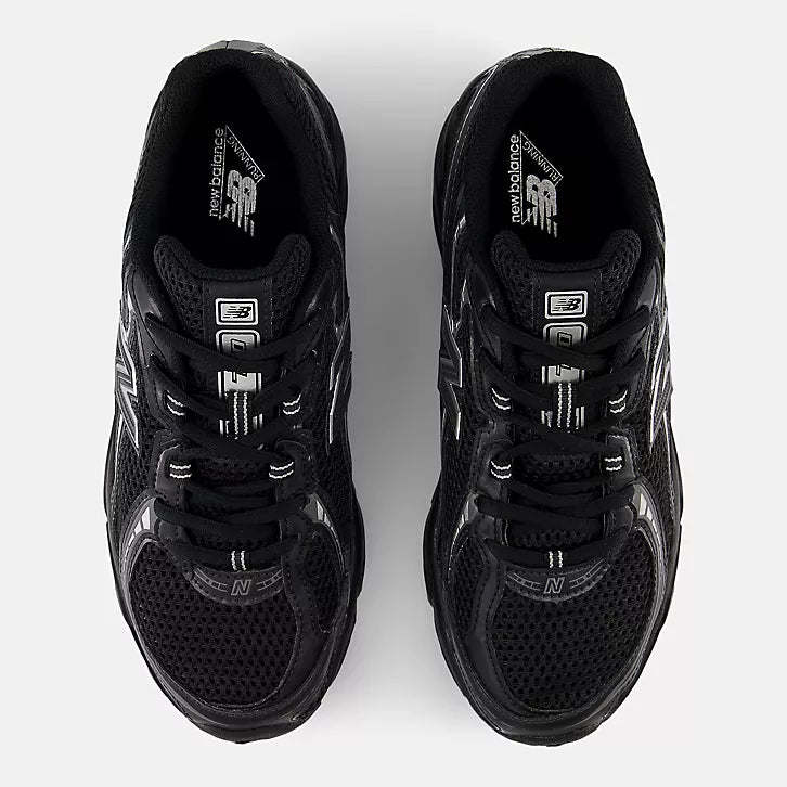 Black 740