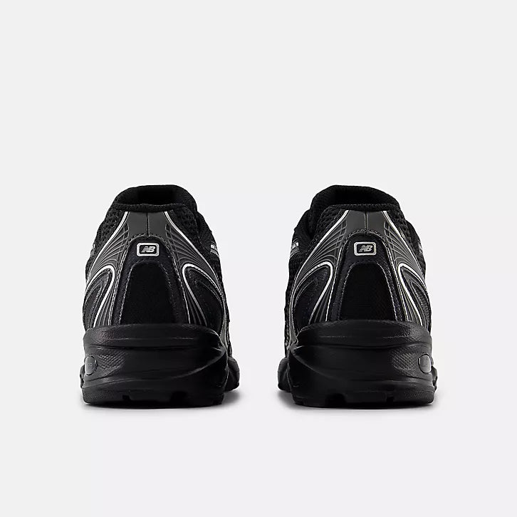 Black 740