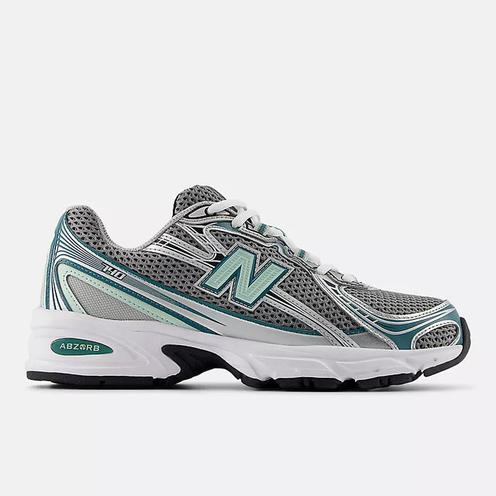 Silver metallic 740