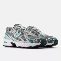 Silver metallic 740