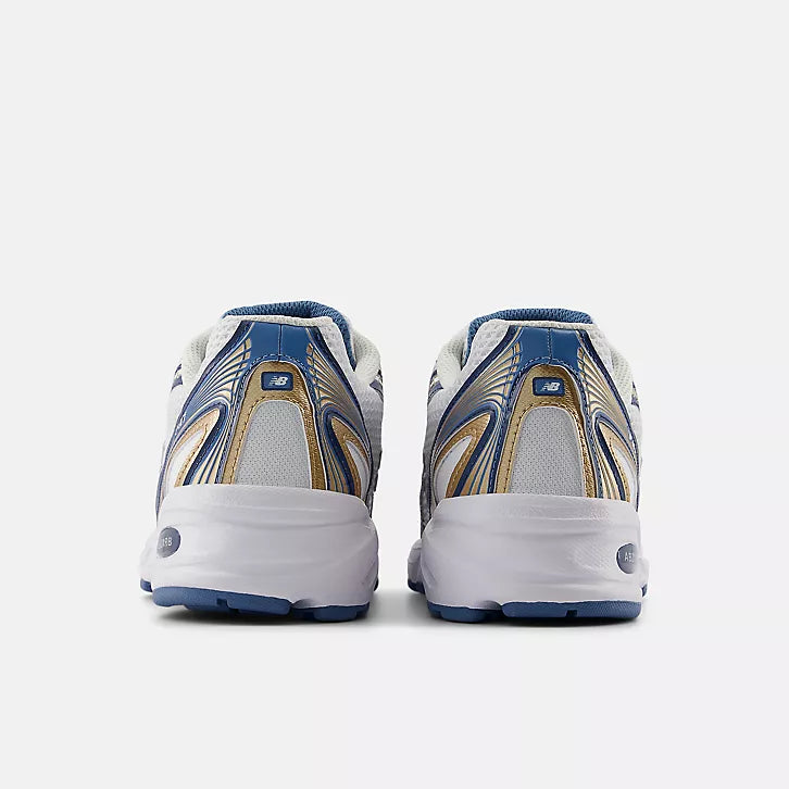 Heron blue 740