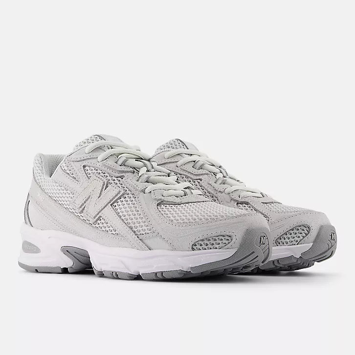 Grey 740