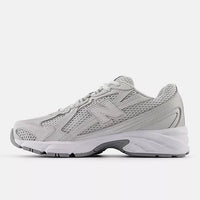 Grey 740