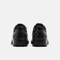 Black cement 740